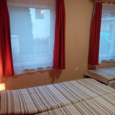 Eva Vendeghaz Guesthouse Hajdúszoboszló Eksteriør bilde