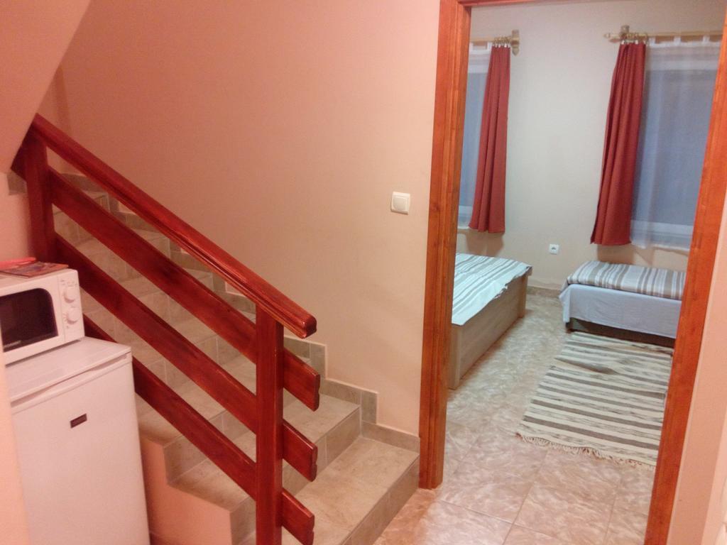 Eva Vendeghaz Guesthouse Hajdúszoboszló Eksteriør bilde